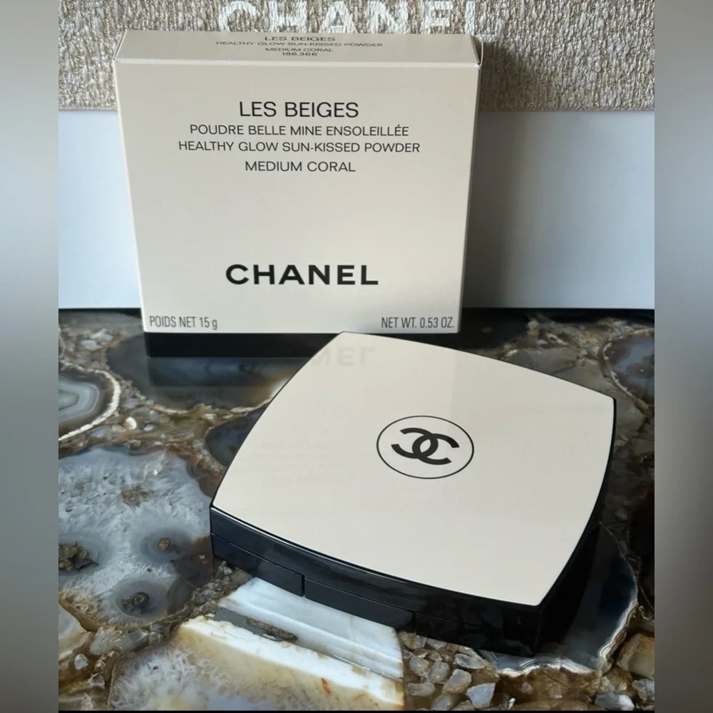 CHANEL LES BEIGES Healthy Glow Sun-Kissed Oversized Powder -MEDIUM CORAL. - Picture 2 of 3